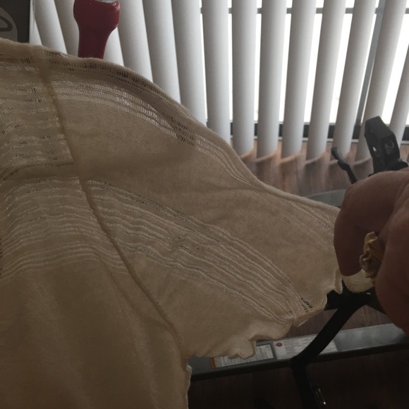 Elegant tee - Picture 2 of 5